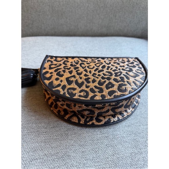 Poolside Bags Leopard Print Raffia Clutch New - Picture 6 of 11